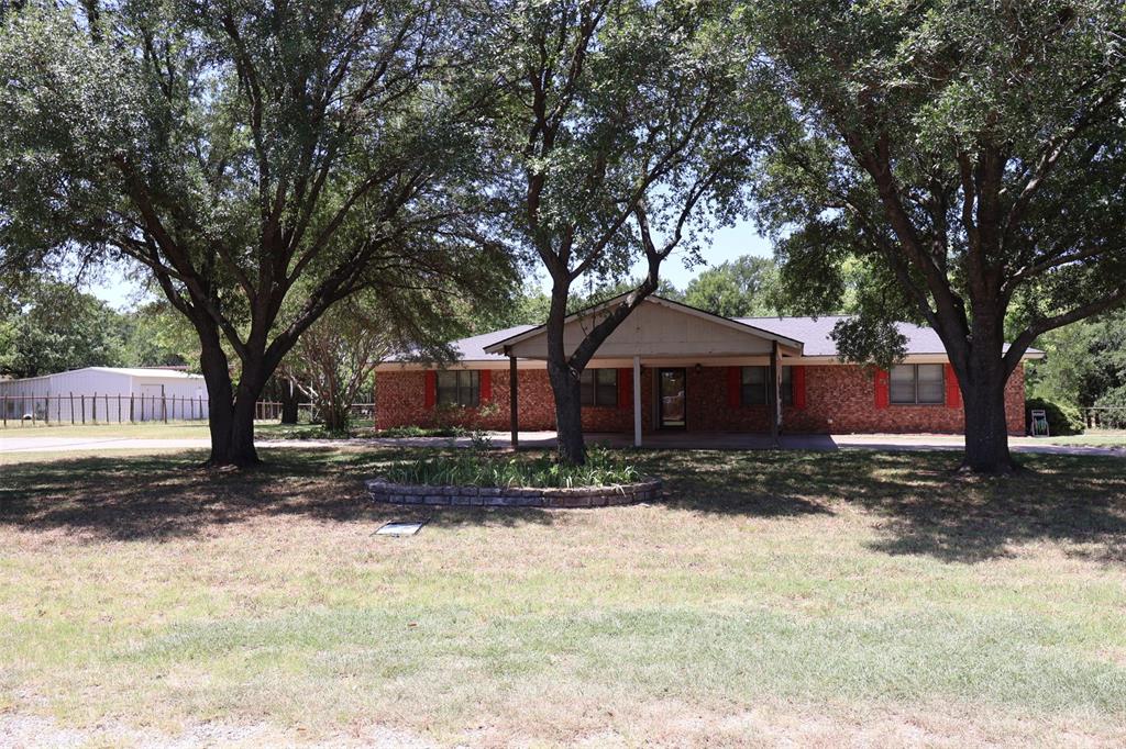 4315 Waples Road Property Photo 1