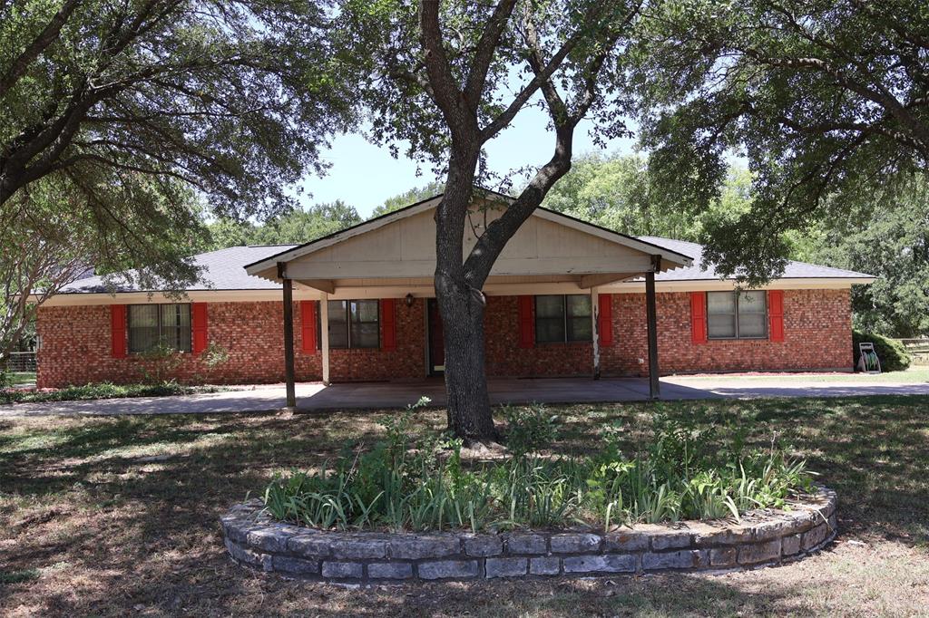 4315 Waples Road Property Photo 7