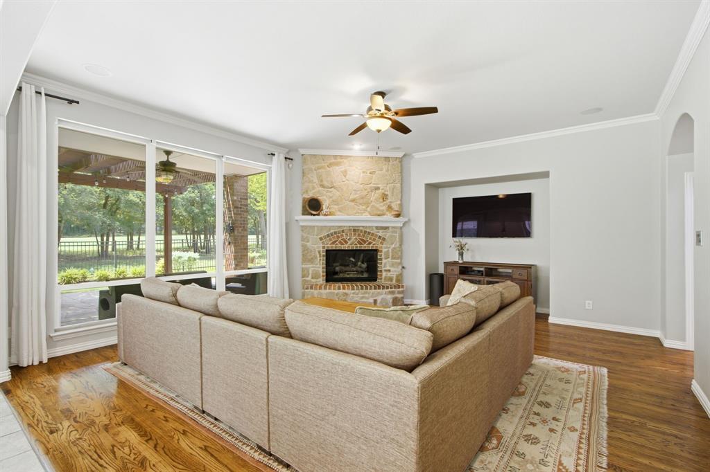 8504 Jefferson Way Property Photo 7