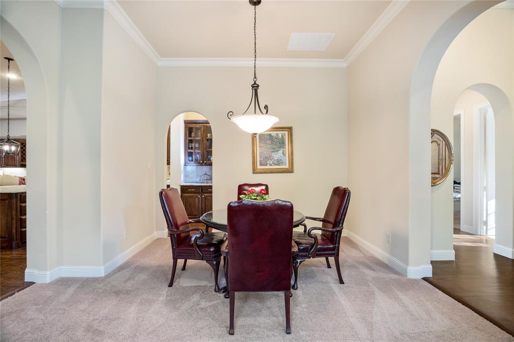 11930 Sand Hill Drive Property Photo 4