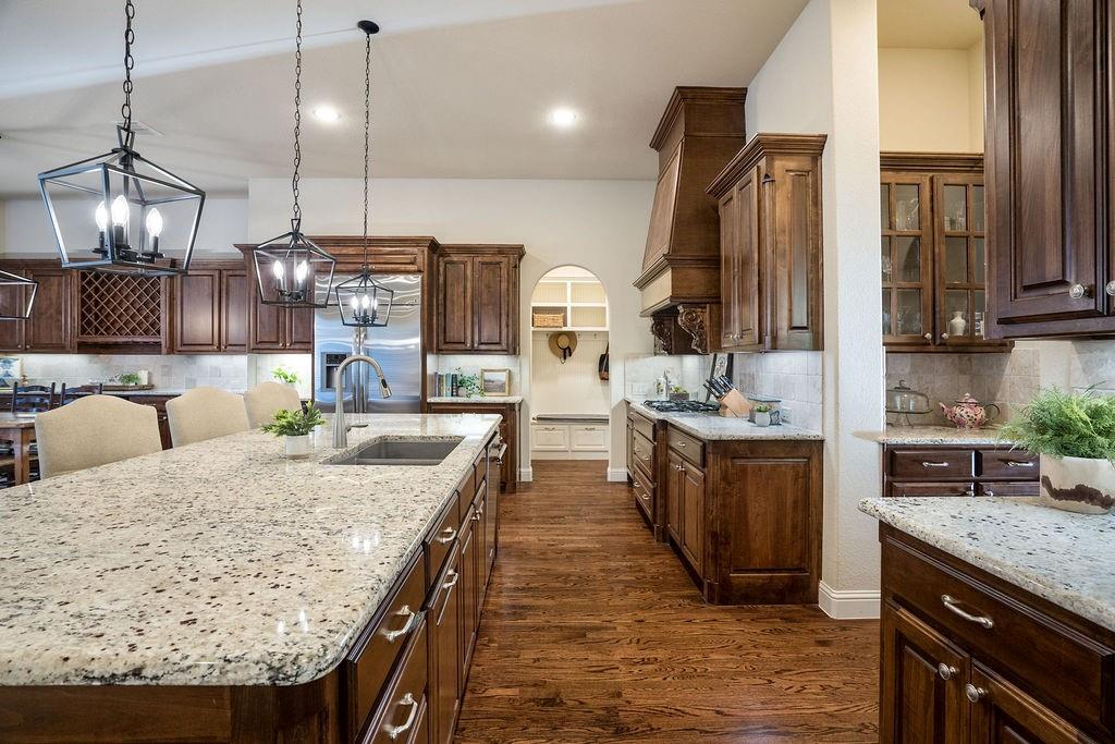 11930 Sand Hill Drive Property Photo 6