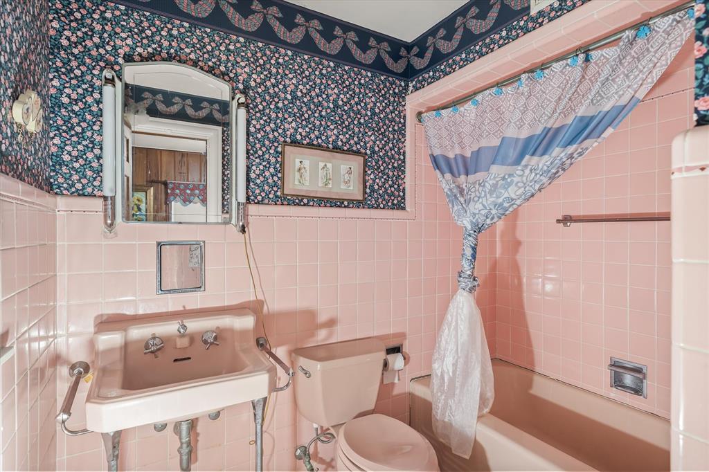 321 S Mary Property Photo 19