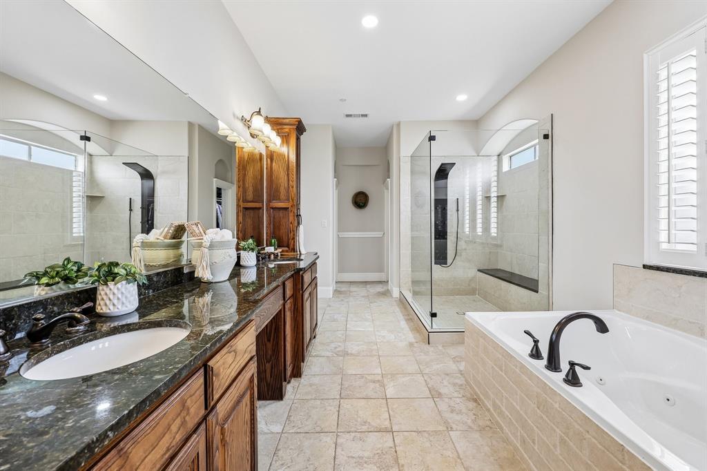 7305 Meadow Glen Drive Property Photo 20