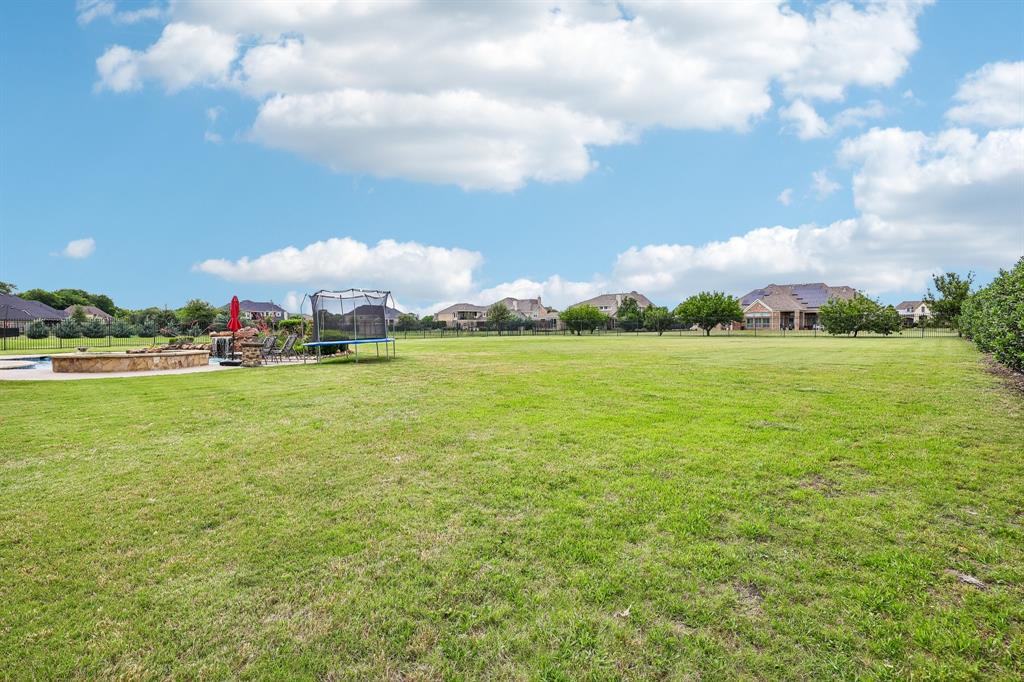 7305 Meadow Glen Drive Property Photo 39