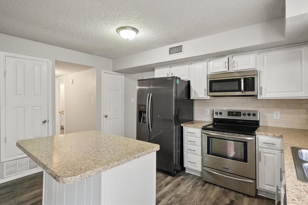 3505 Rush Springs Drive Property Photo 4