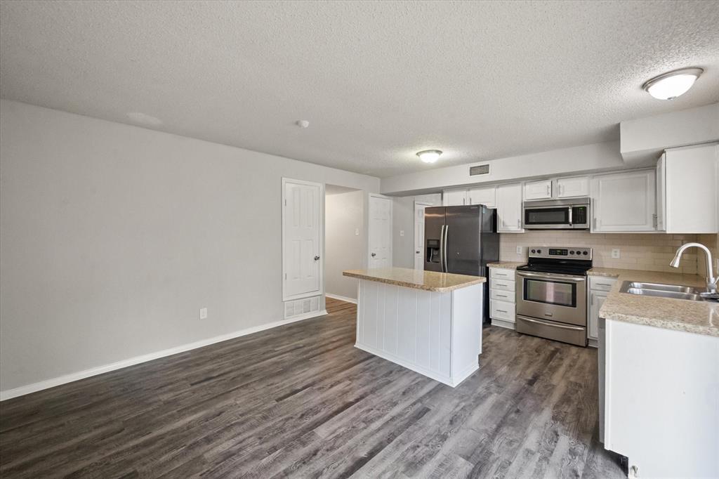 3505 Rush Springs Drive Property Photo 7