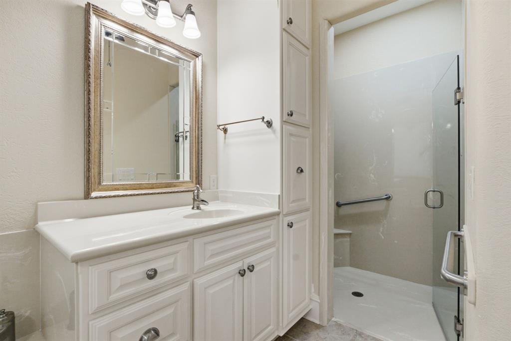 2030 Equestrian Lane Property Photo 15