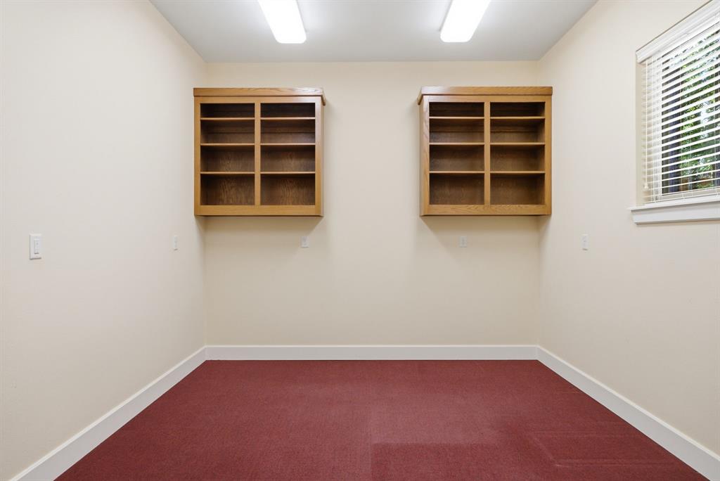 2030 Equestrian Lane Property Photo 28