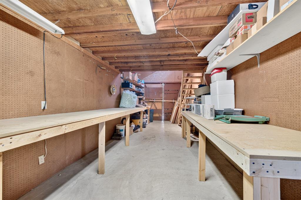 8923 Rolling Rock Lane Property Photo 7