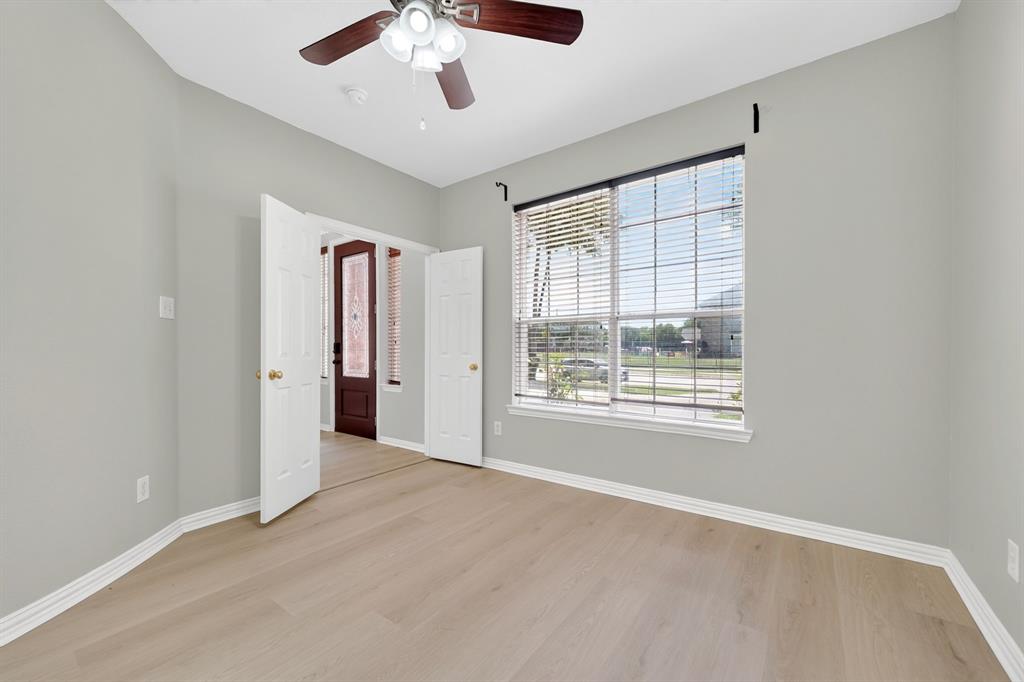 9506 Pinehurst Drive Property Photo 15