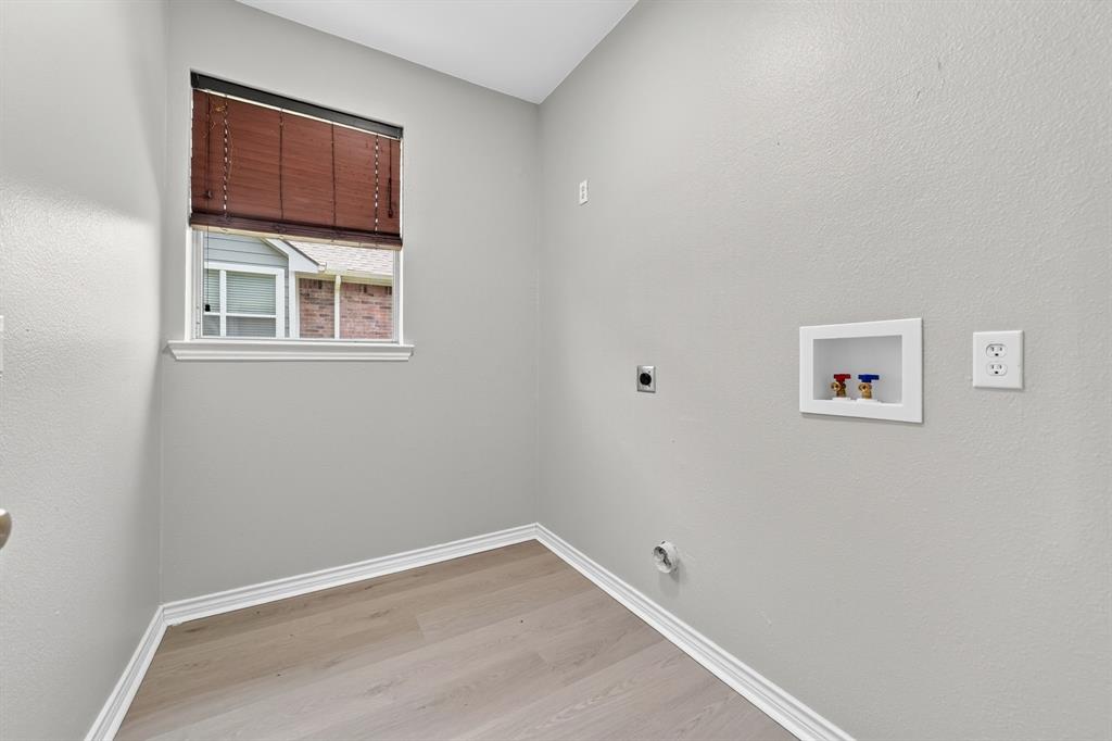 9506 Pinehurst Drive Property Photo 31