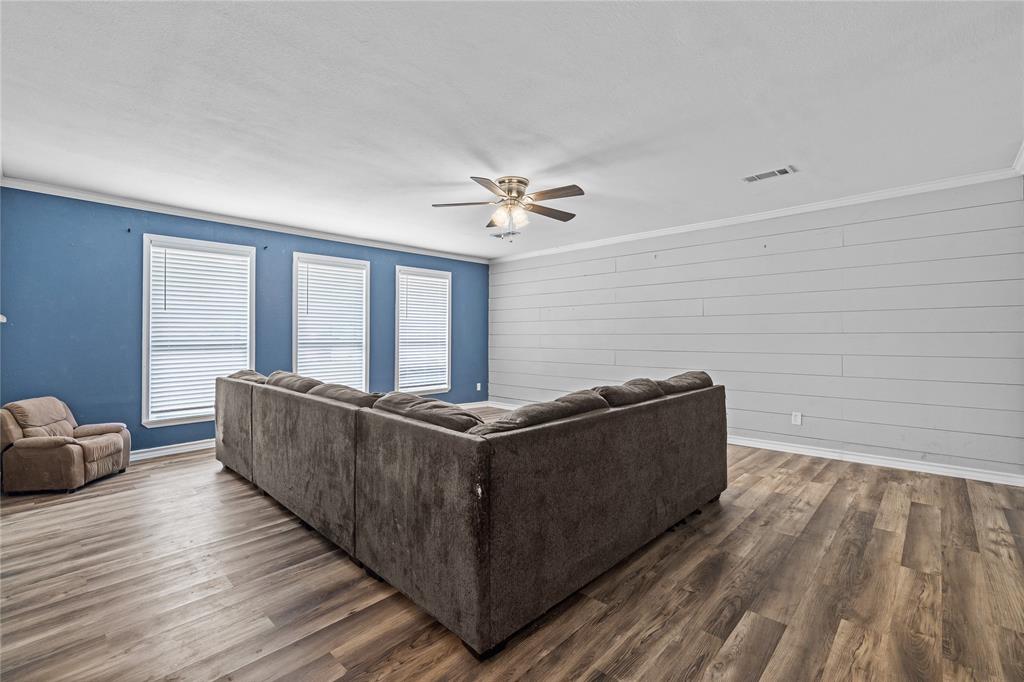 1451 Forrest Drive Property Photo 10