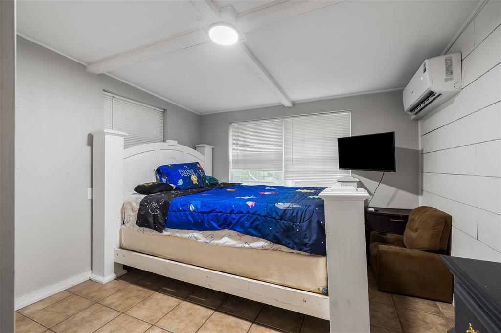 1451 Forrest Drive Property Photo 15