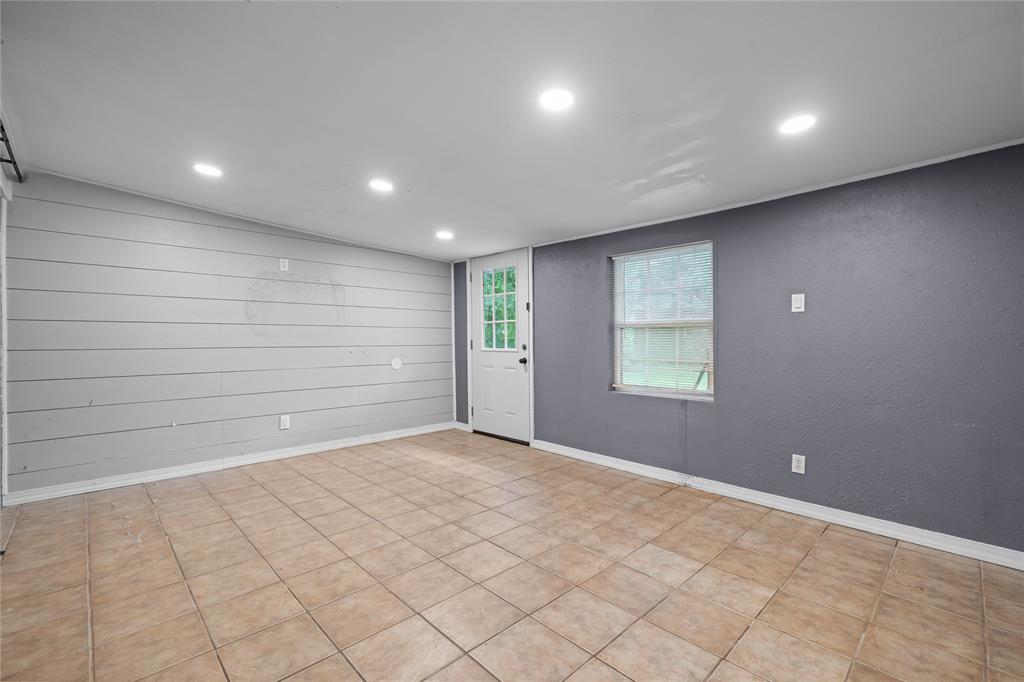 1451 Forrest Drive Property Photo 17