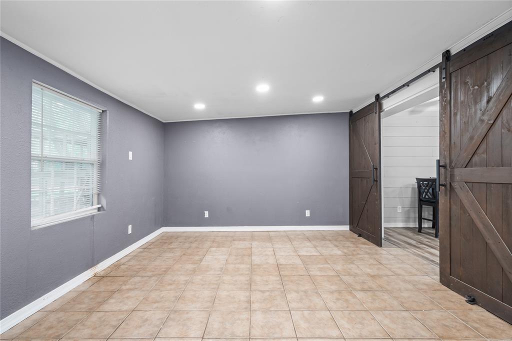 1451 Forrest Drive Property Photo 18