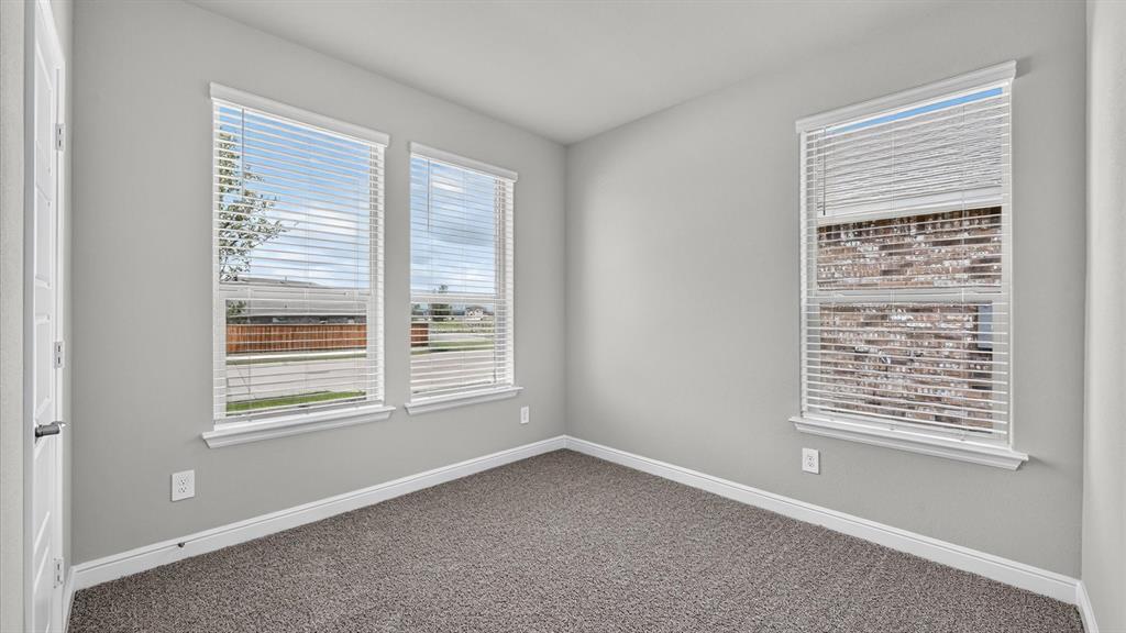 200 Windmill Drive Property Photo 14