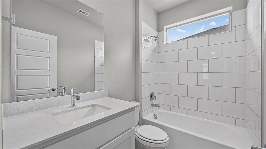 200 Windmill Drive Property Photo 19
