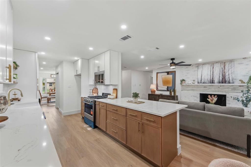 925 Fernwood Drive Property Photo 13