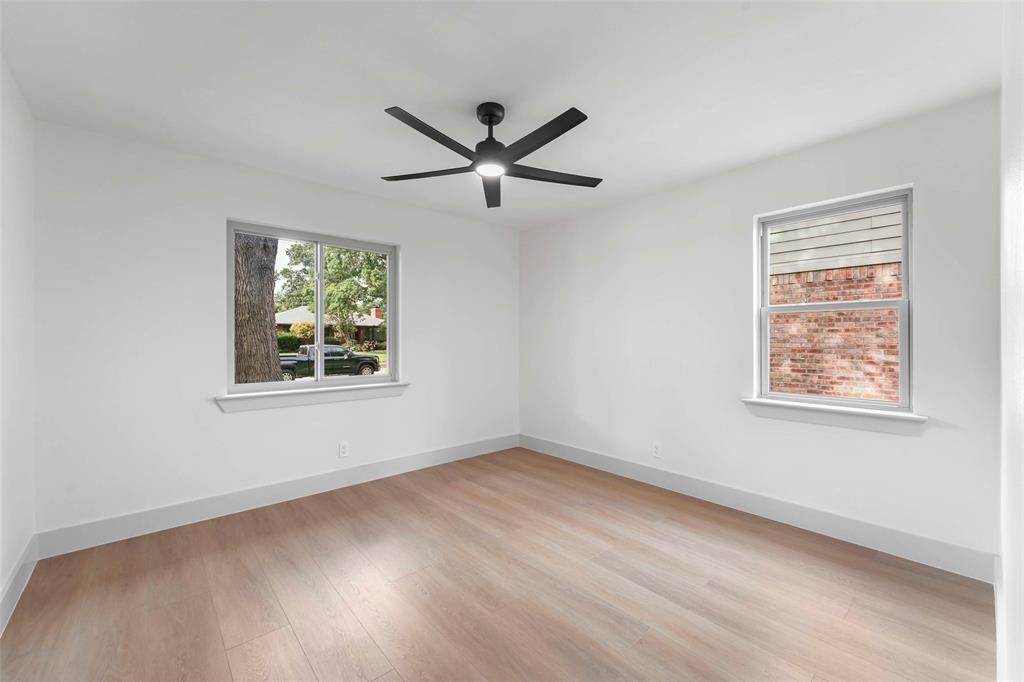 925 Fernwood Drive Property Photo 30