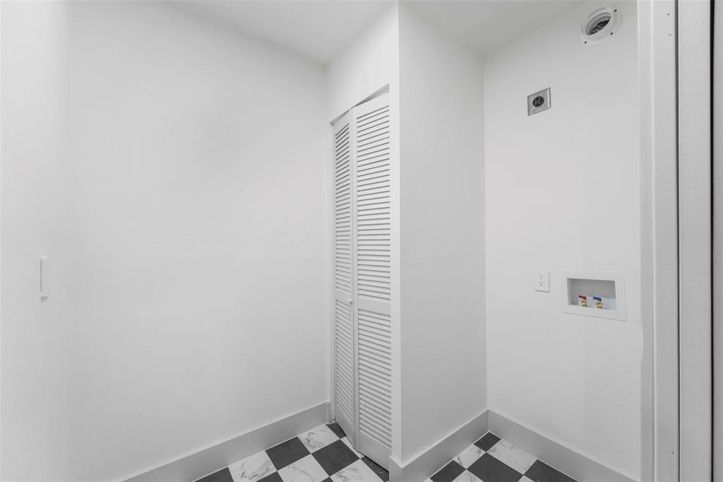 925 Fernwood Drive Property Photo 36