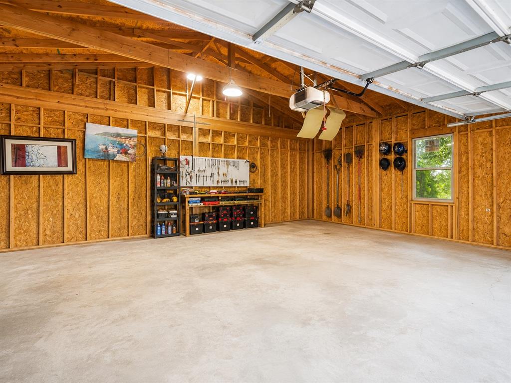 200 Hart Road Property Photo 15