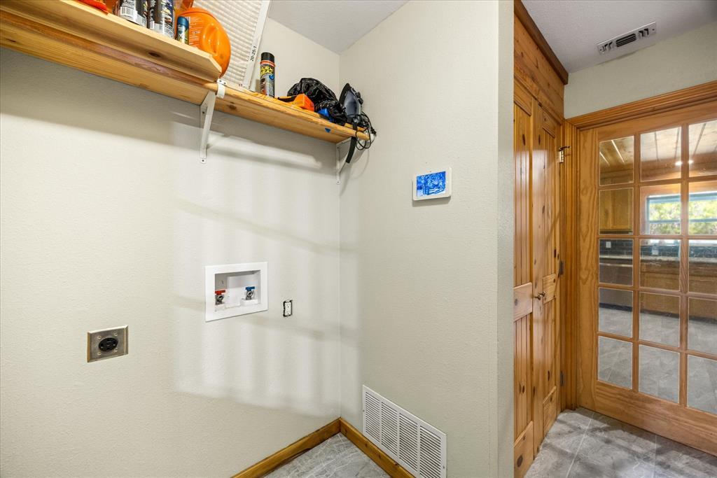 545 Compass Way Property Photo 10