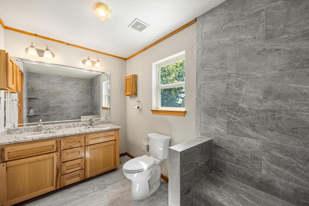 545 Compass Way Property Photo 13
