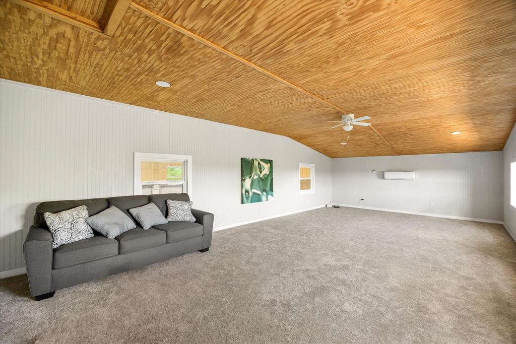 545 Compass Way Property Photo 21