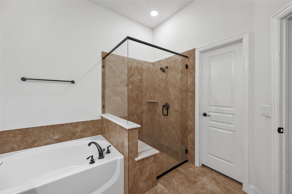 905 Foxtail Drive Property Photo 9