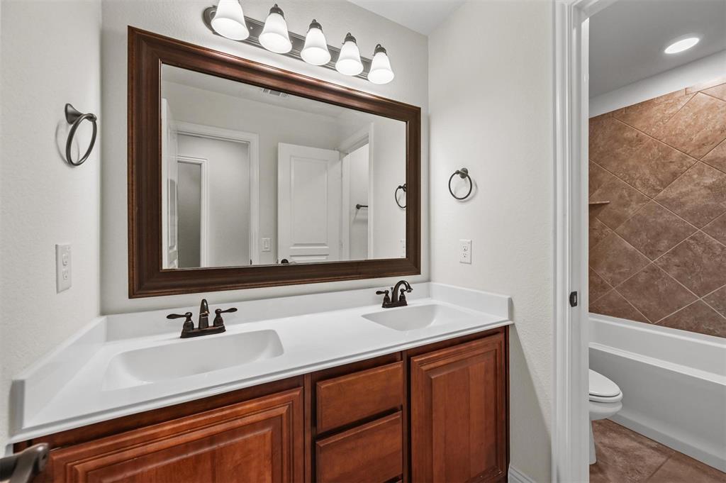 905 Foxtail Drive Property Photo 11