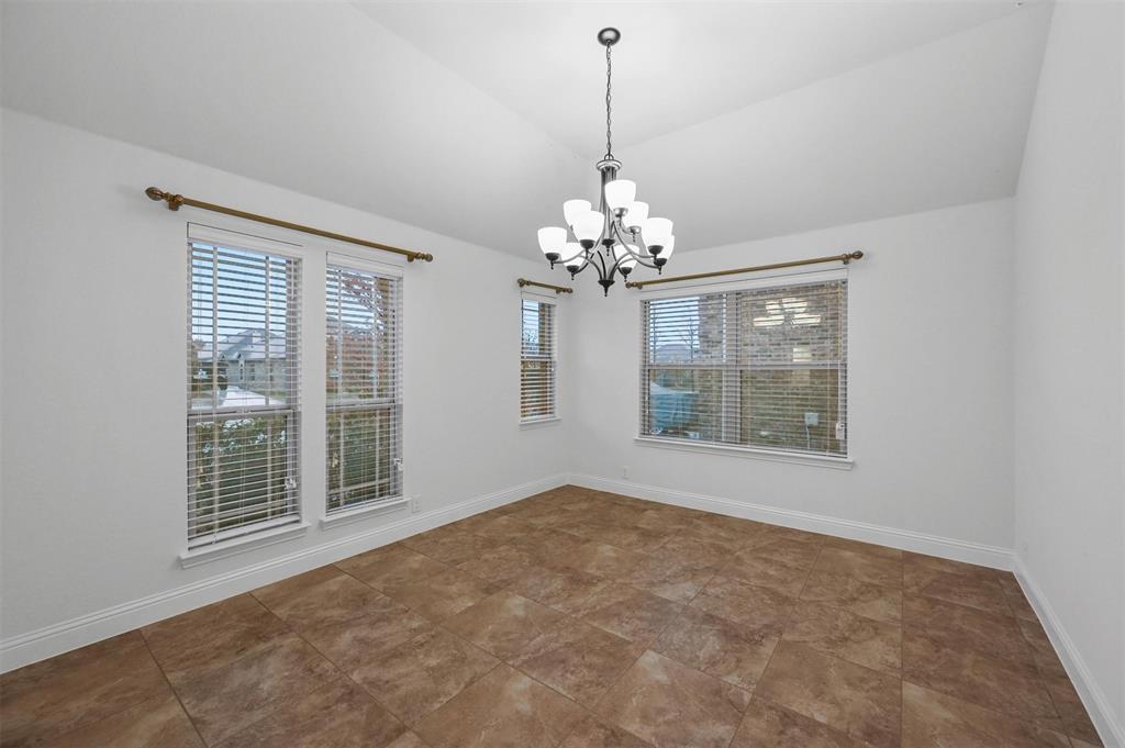 905 Foxtail Drive Property Photo 17