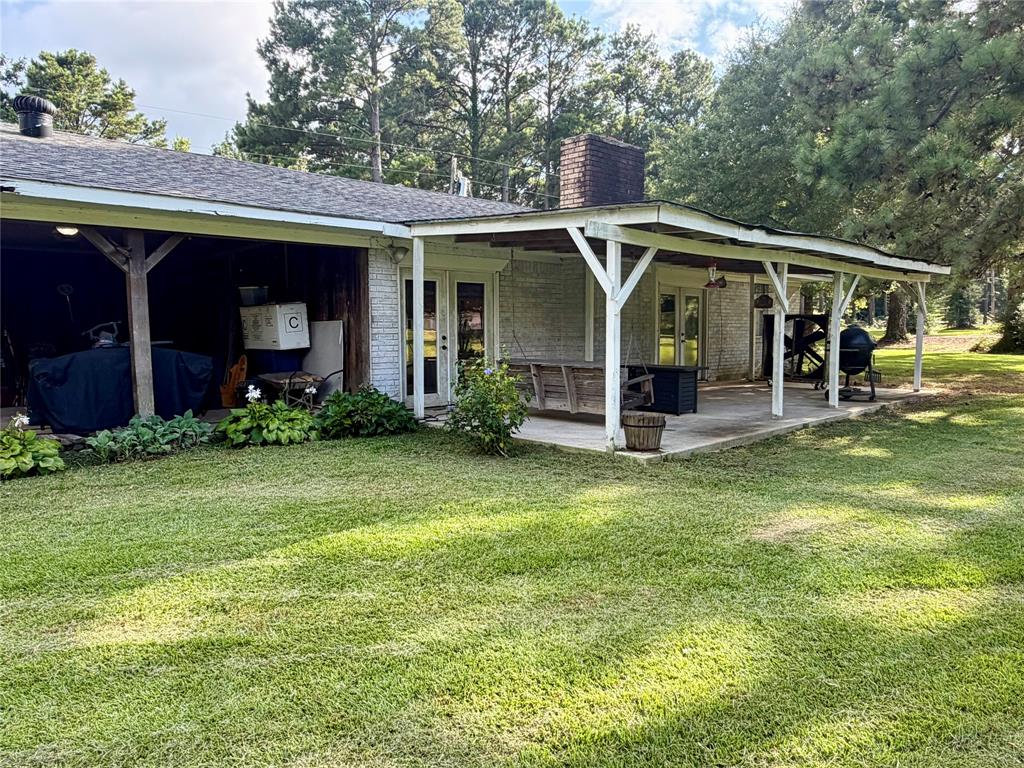 942 Foreman Road Property Photo 3