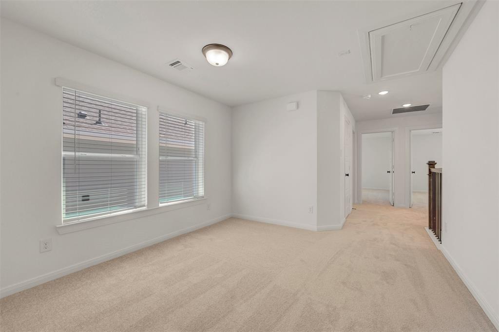 4721 Maxwell Drive Property Photo 12