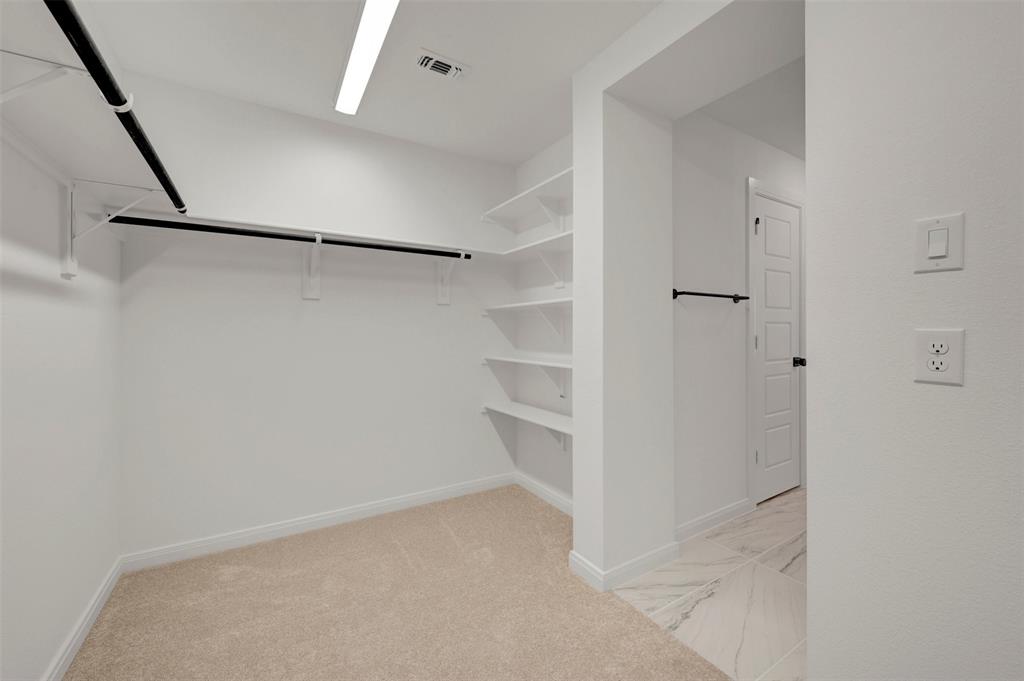 4721 Maxwell Drive Property Photo 20
