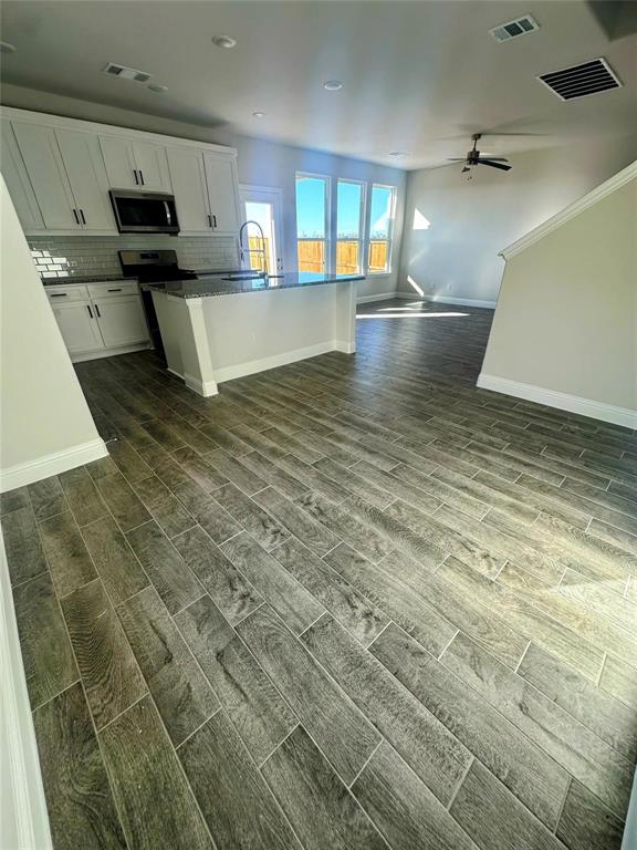 3120 Lucia Way Property Photo 5