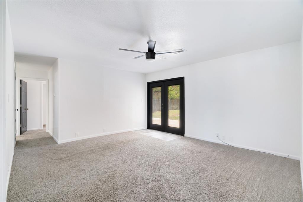 3545 W Houston Street Property Photo 4