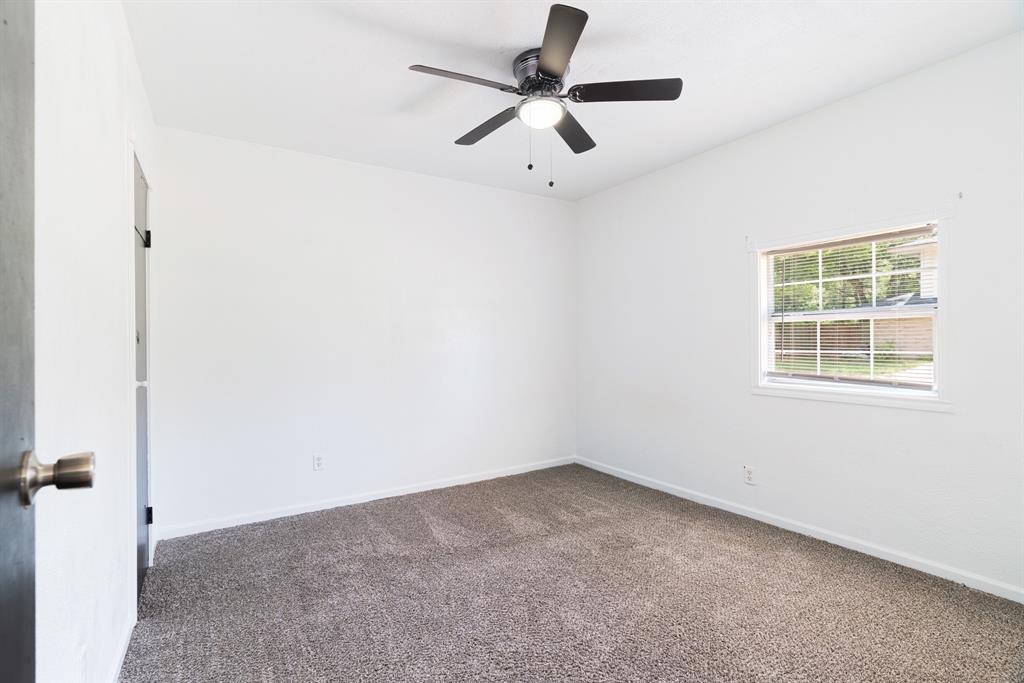 3545 W Houston Street Property Photo 11