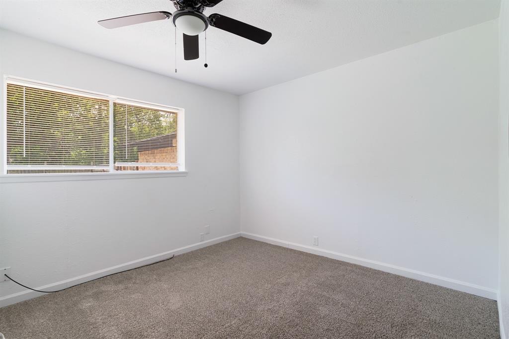 3545 W Houston Street Property Photo 15