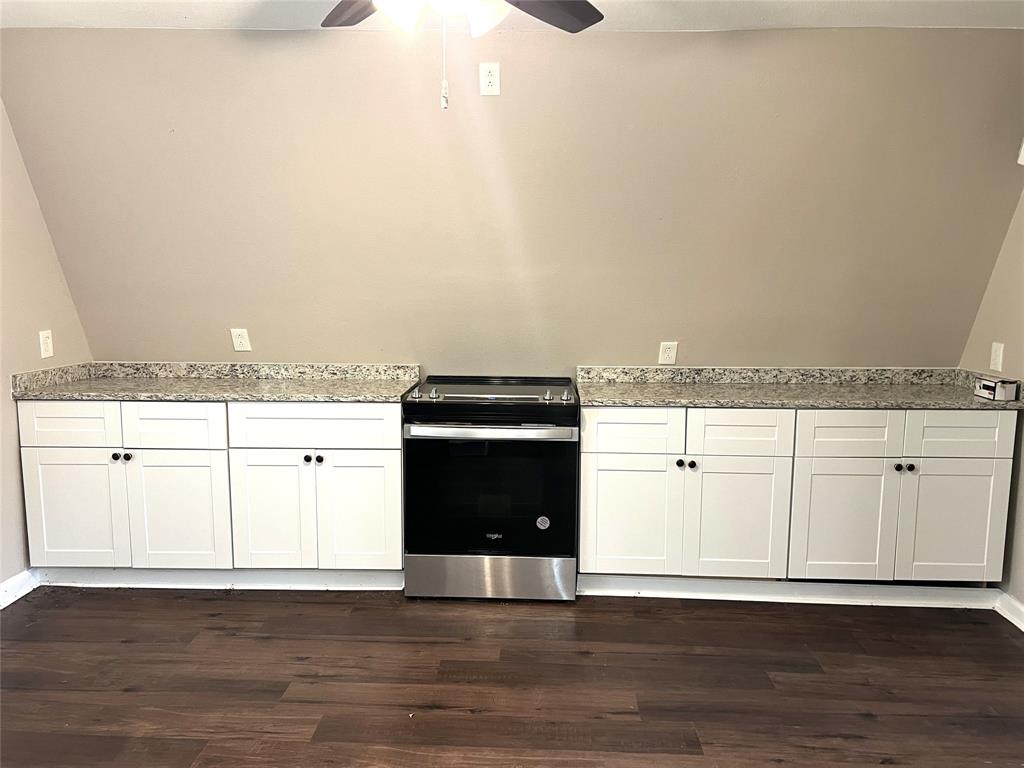 7809 Shannon Drive Property Photo 8