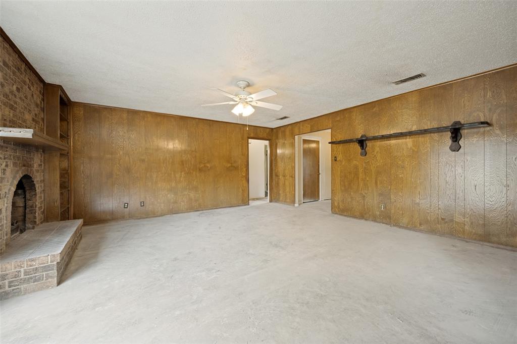 2426 Yellowstone Place Property Photo 7