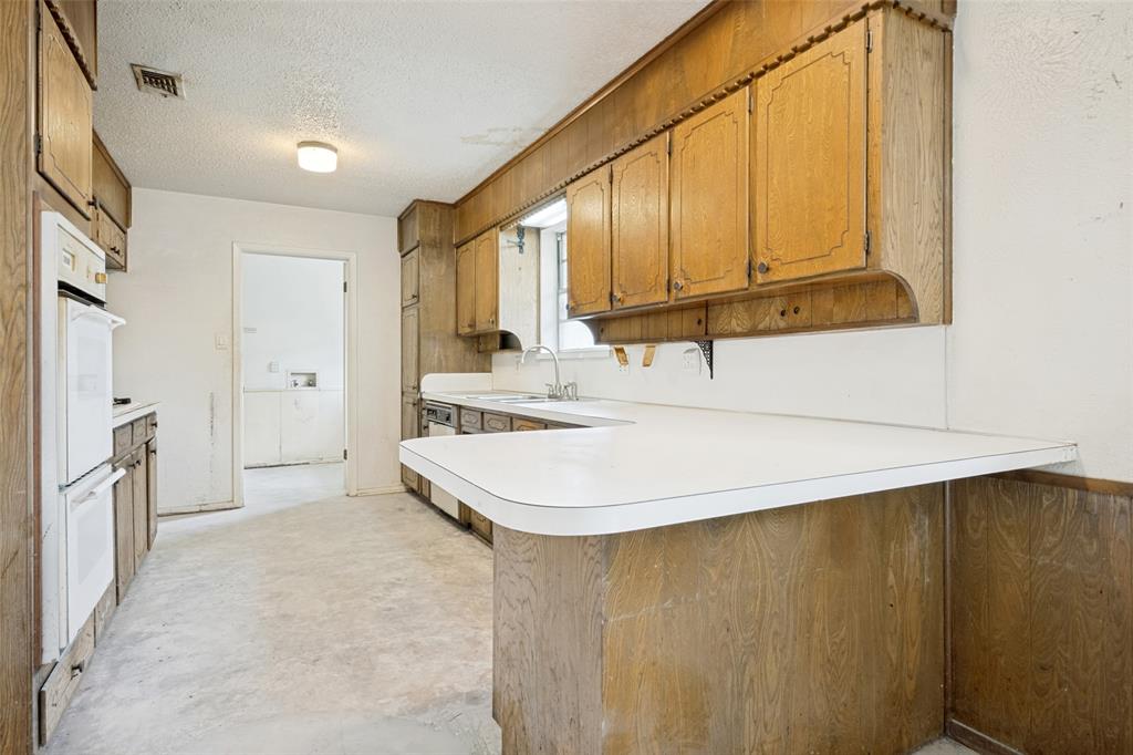2426 Yellowstone Place Property Photo 10