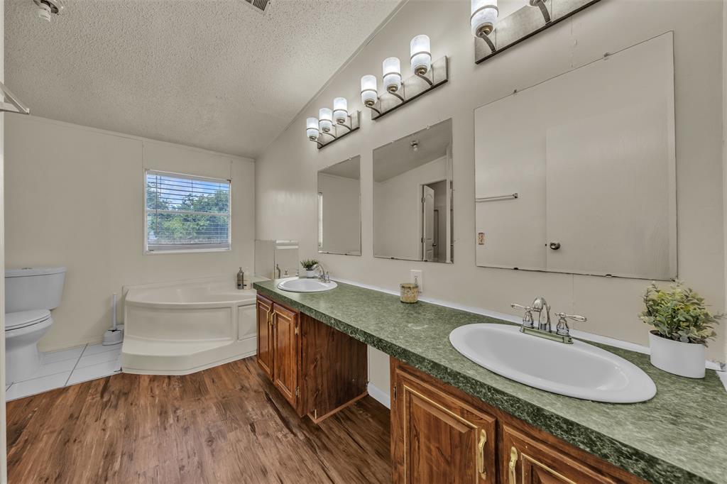 11625 Creekview Road Property Photo 18