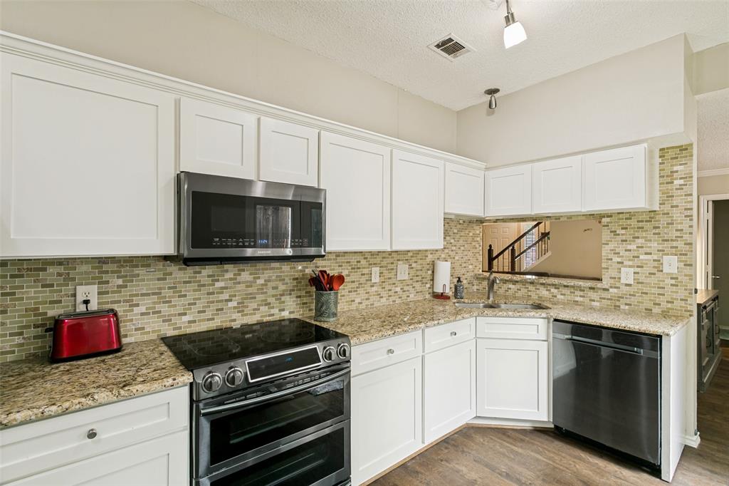 6816 Driffield Circle Property Photo 11