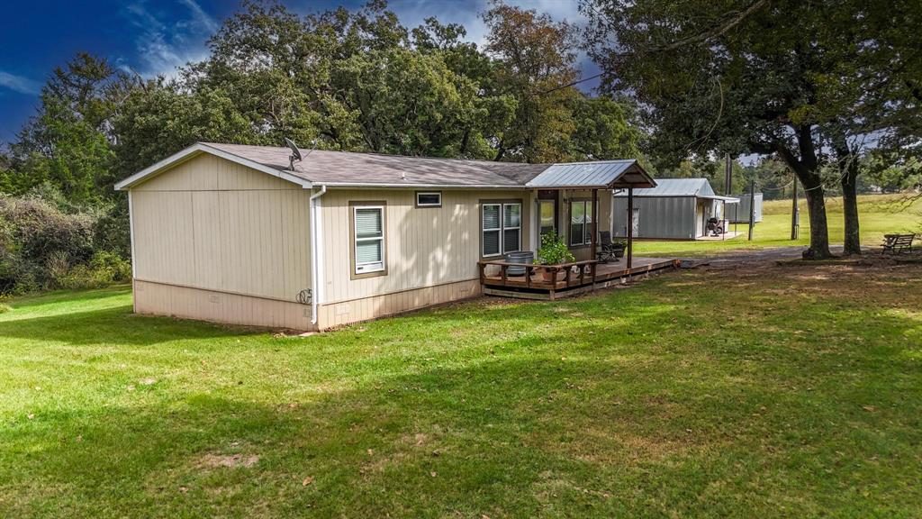 9759 Cr 316 Property Photo 6
