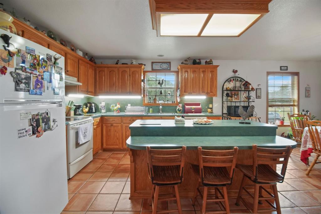 9759 Cr 316 Property Photo 9