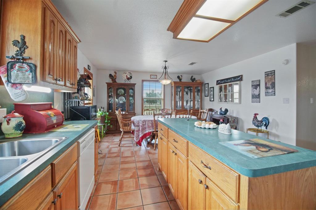 9759 Cr 316 Property Photo 12
