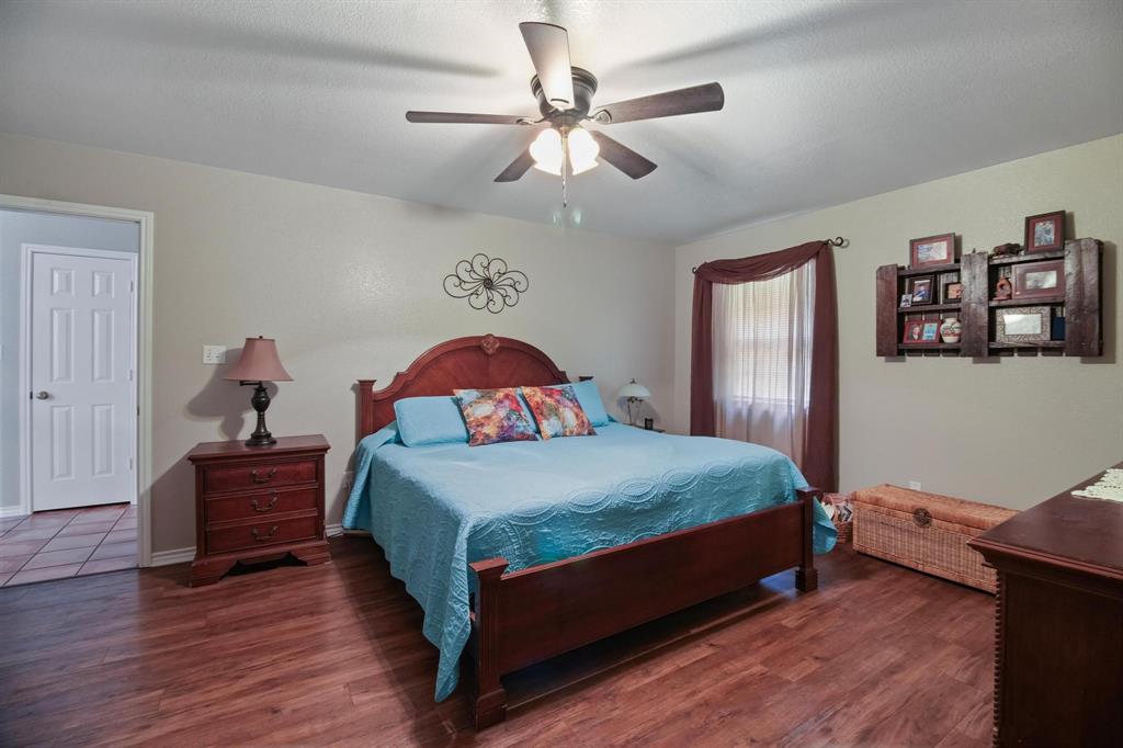 9759 Cr 316 Property Photo 19