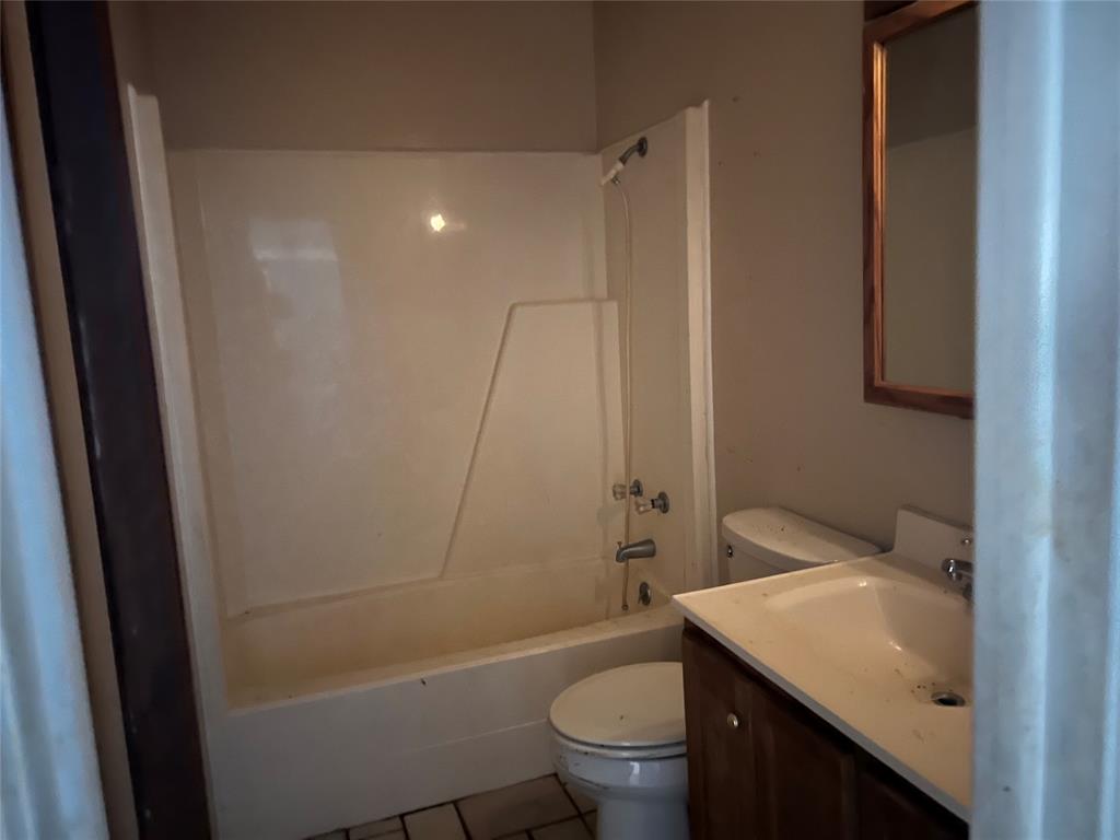 233 Hillcrest Drive Property Photo 11