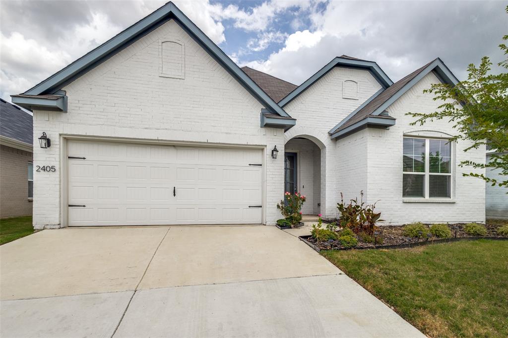 2405 Donella Drive Property Photo 1