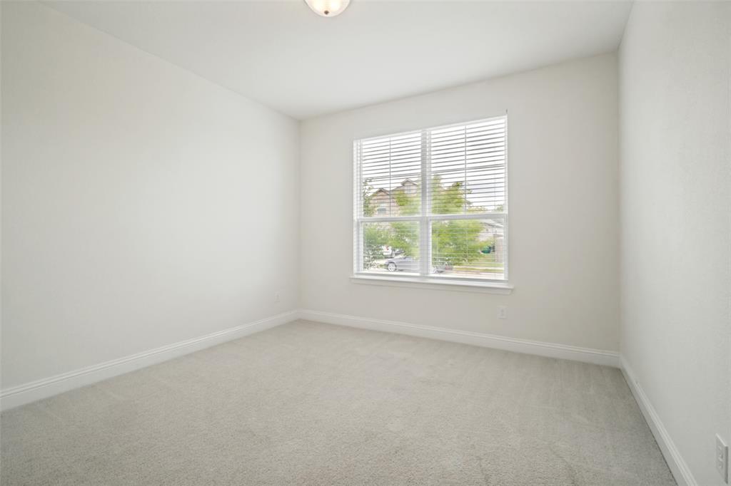 2405 Donella Drive Property Photo 9